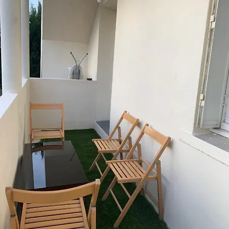 Appartement T2 Paray Vielle Poste Orly Aeroport Апартаменты Paray-Vieille-Poste